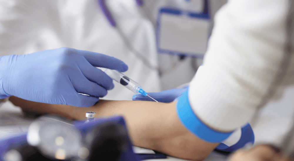 Giving intravenous injections privately at home